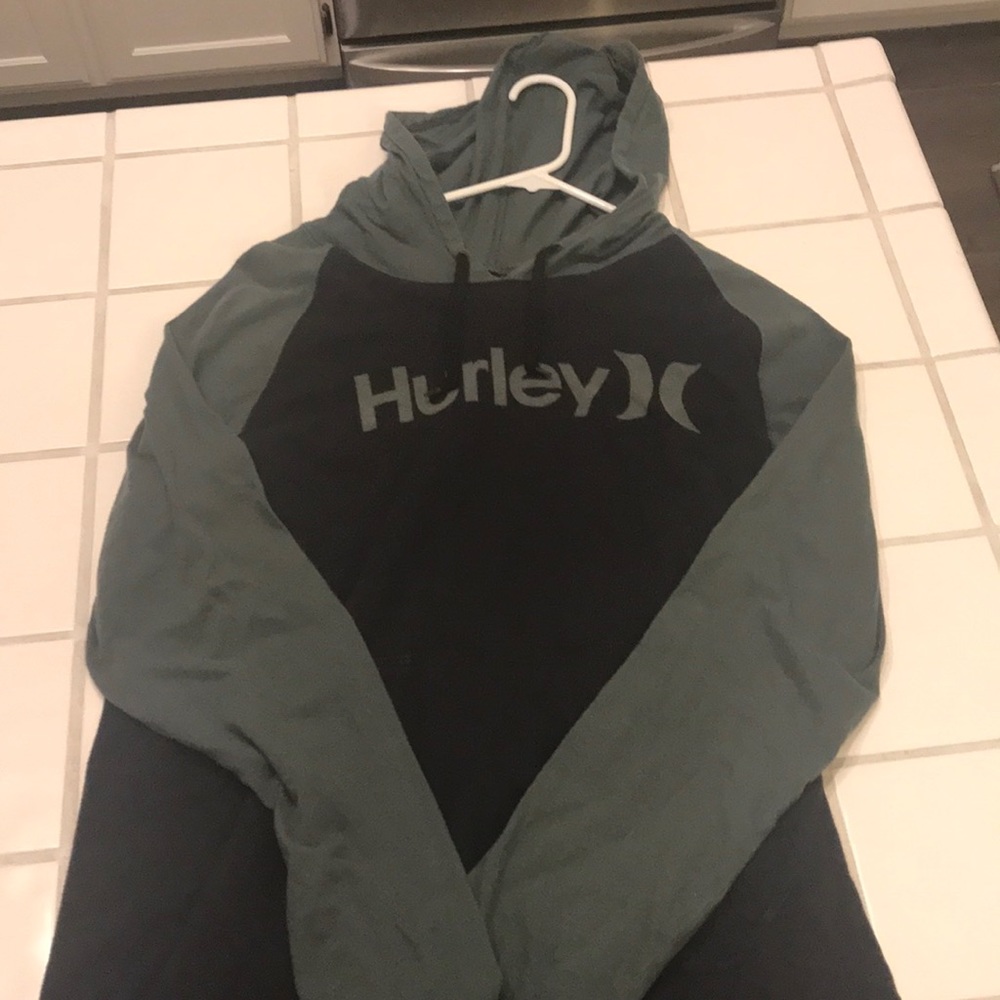 Hurley hooded long sleeve shirt